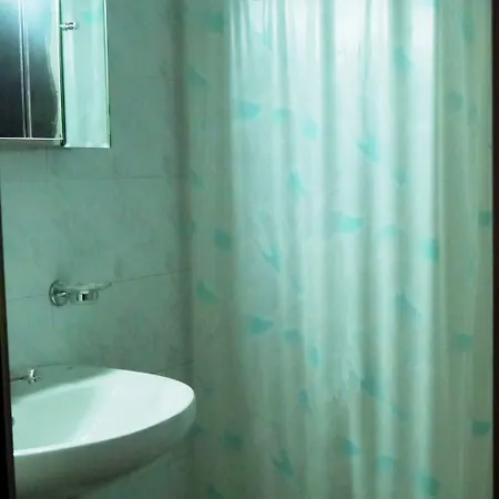 Hotel Kruja 3*