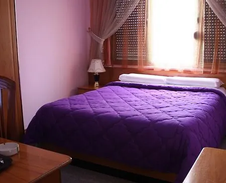 Kruja 호텔