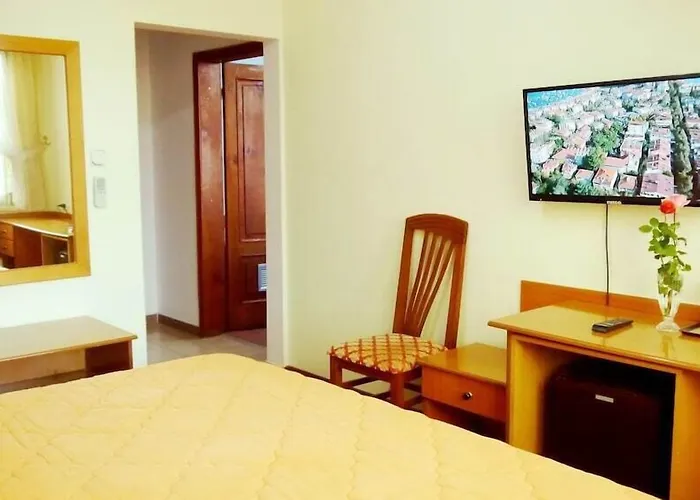 Kruja 3* טיראנה