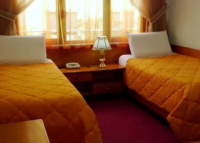 מלון Kruja 3*