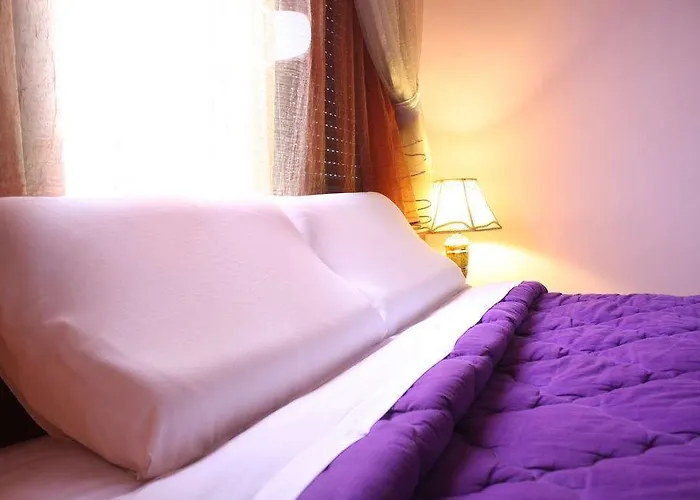 מלון Kruja 3*